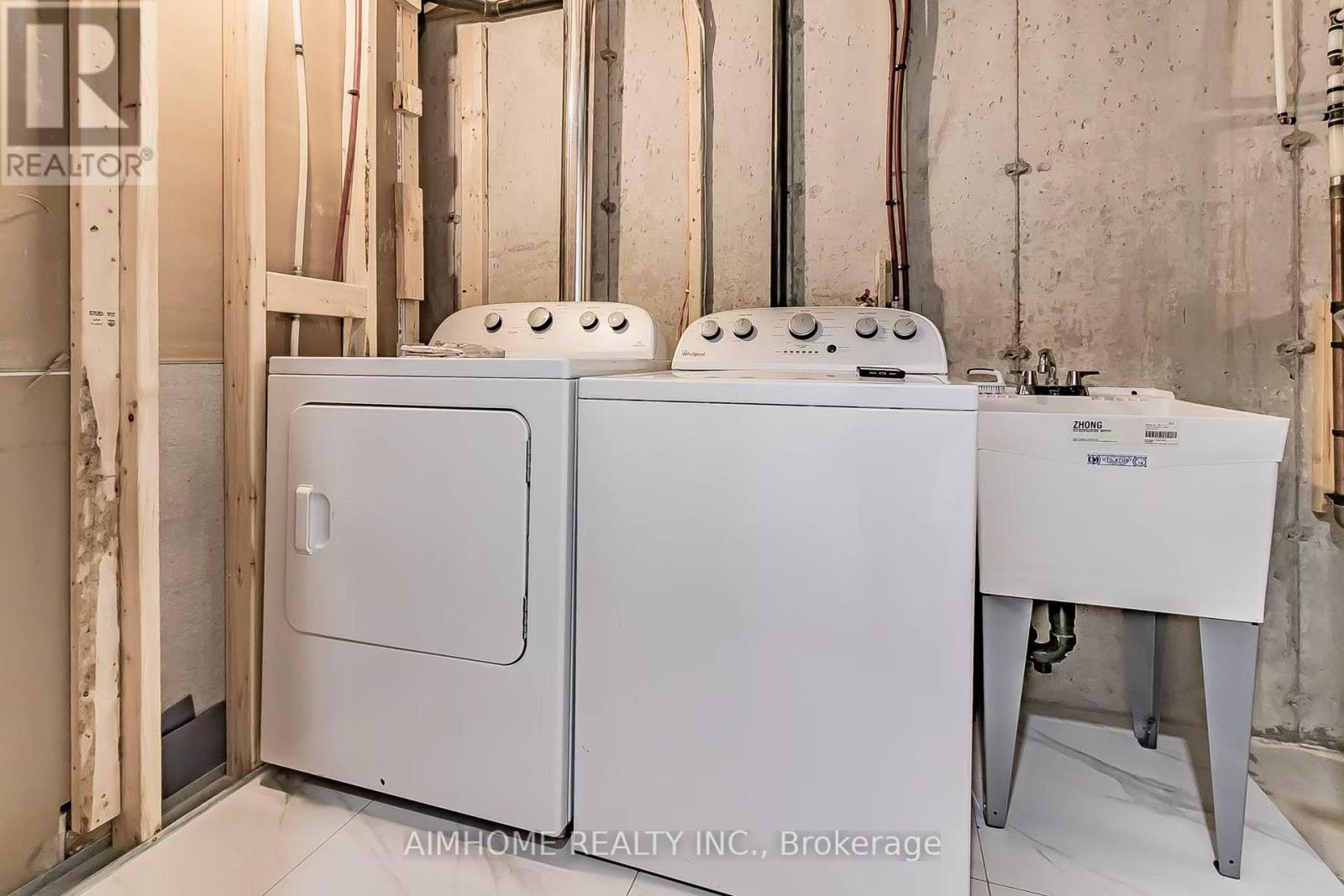 Bsmt - 50 Drizzel Crescent, Richmond Hill, Ontario  L4E 2G8 - Photo 5 - N12985840