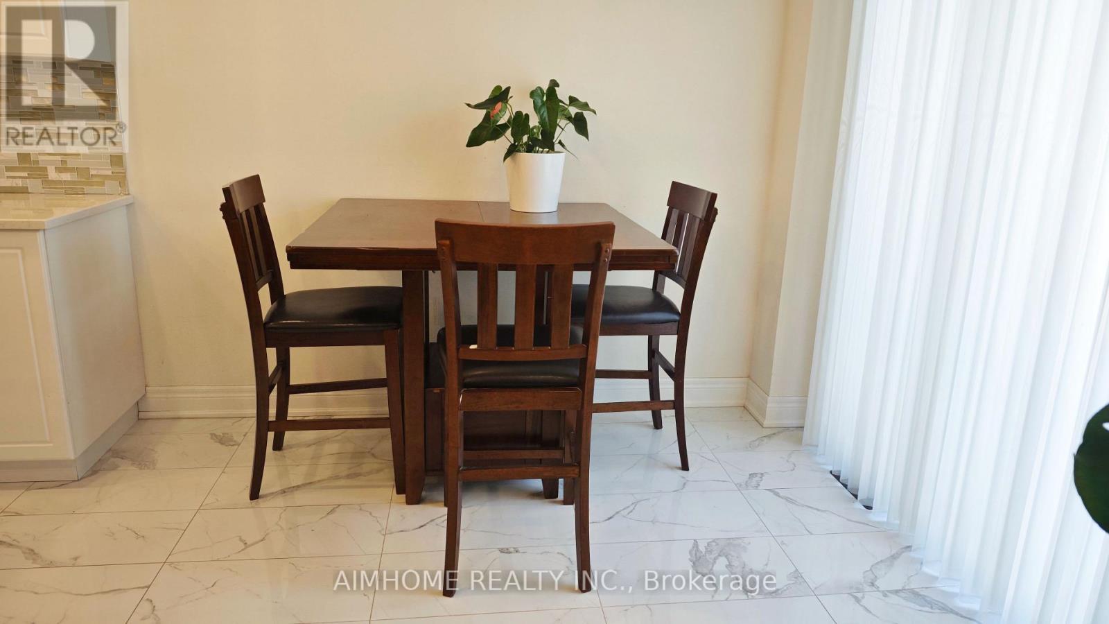 Upper Level - 50 Drizzel Crescent, Richmond Hill, Ontario  L4E 2G8 - Photo 21 - N12985844