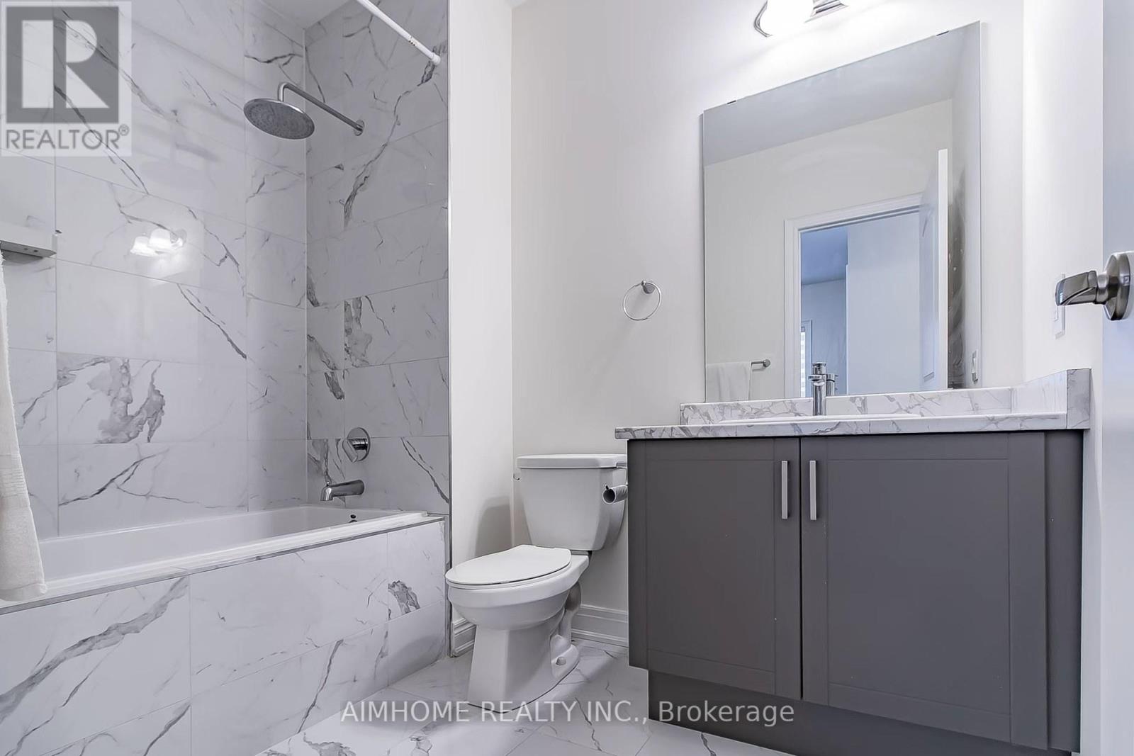 Upper Level - 50 Drizzel Crescent, Richmond Hill, Ontario  L4E 2G8 - Photo 25 - N12985844