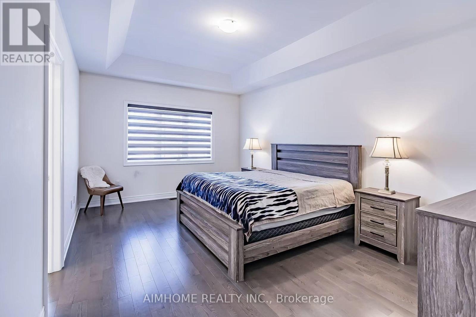 Upper Level - 50 Drizzel Crescent, Richmond Hill, Ontario  L4E 2G8 - Photo 28 - N12985844