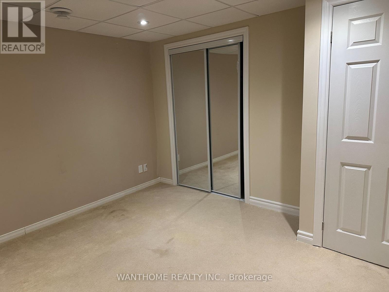 Basement - 5533 Loonlake Avenue, Mississauga, Ontario  L5V 2E3 - Photo 9 - W12987806