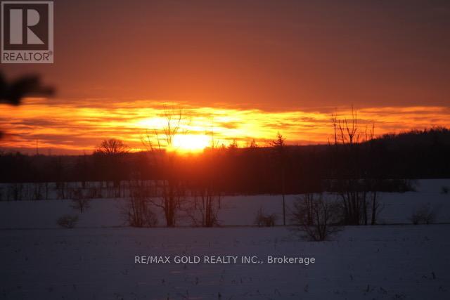 752 Old School Road, Caledon, Ontario  L7C 0V6 - Photo 48 - W12983420