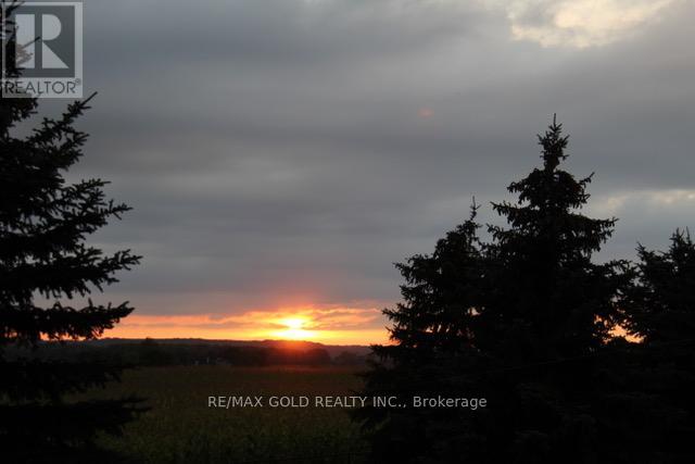 752 Old School Road, Caledon, Ontario  L7C 0V6 - Photo 46 - W12983420