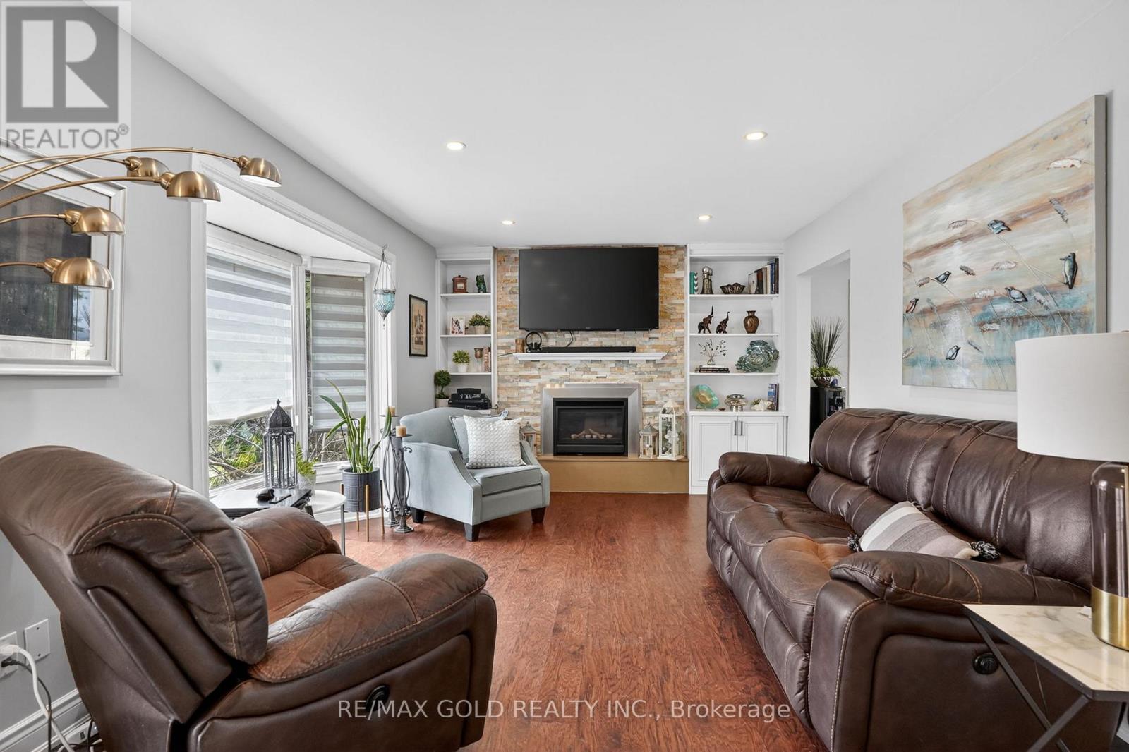 752 Old School Road, Caledon, Ontario  L7C 0V6 - Photo 7 - W12983420