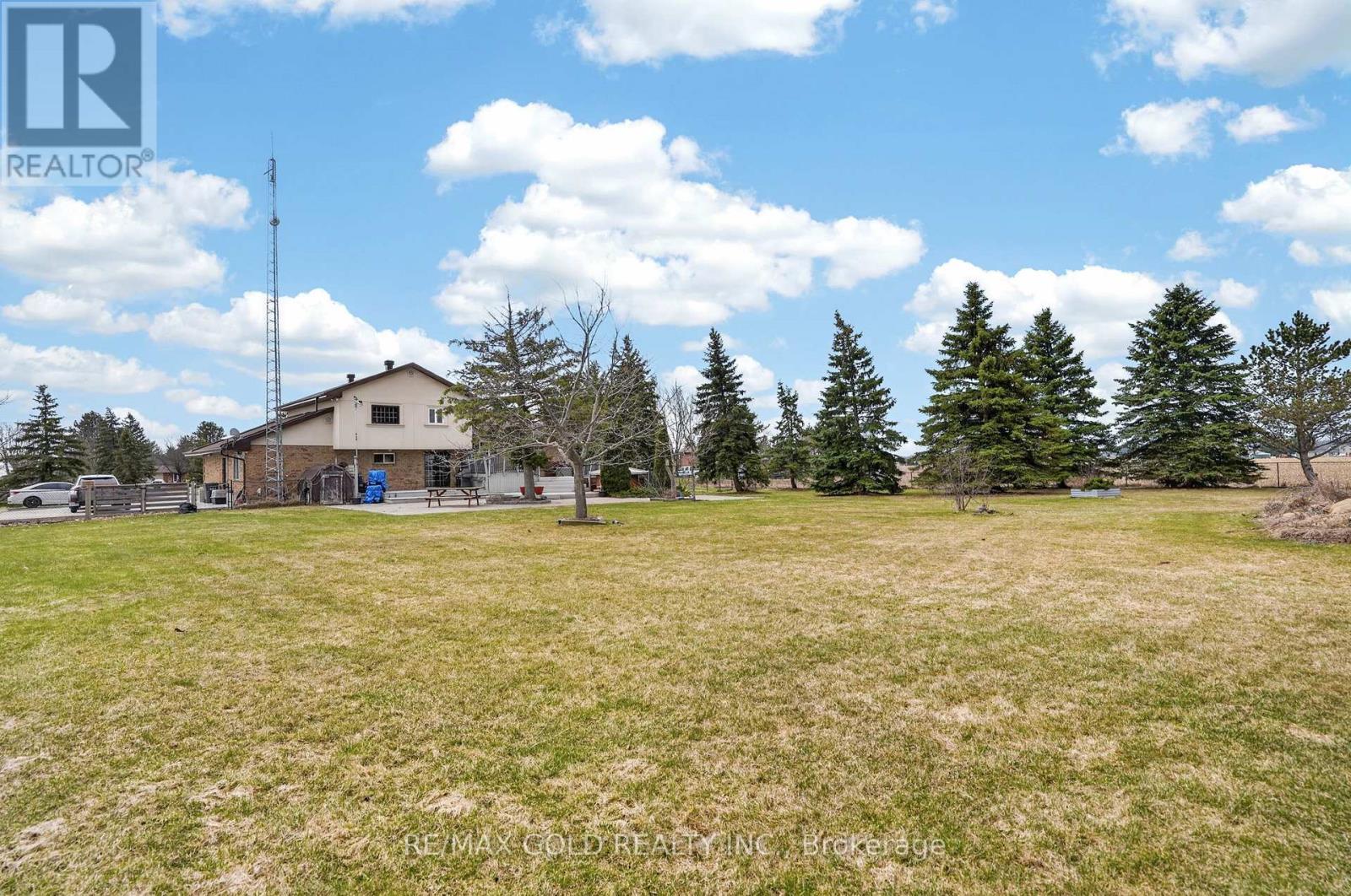 752 Old School Road, Caledon, Ontario  L7C 0V6 - Photo 38 - W12983420