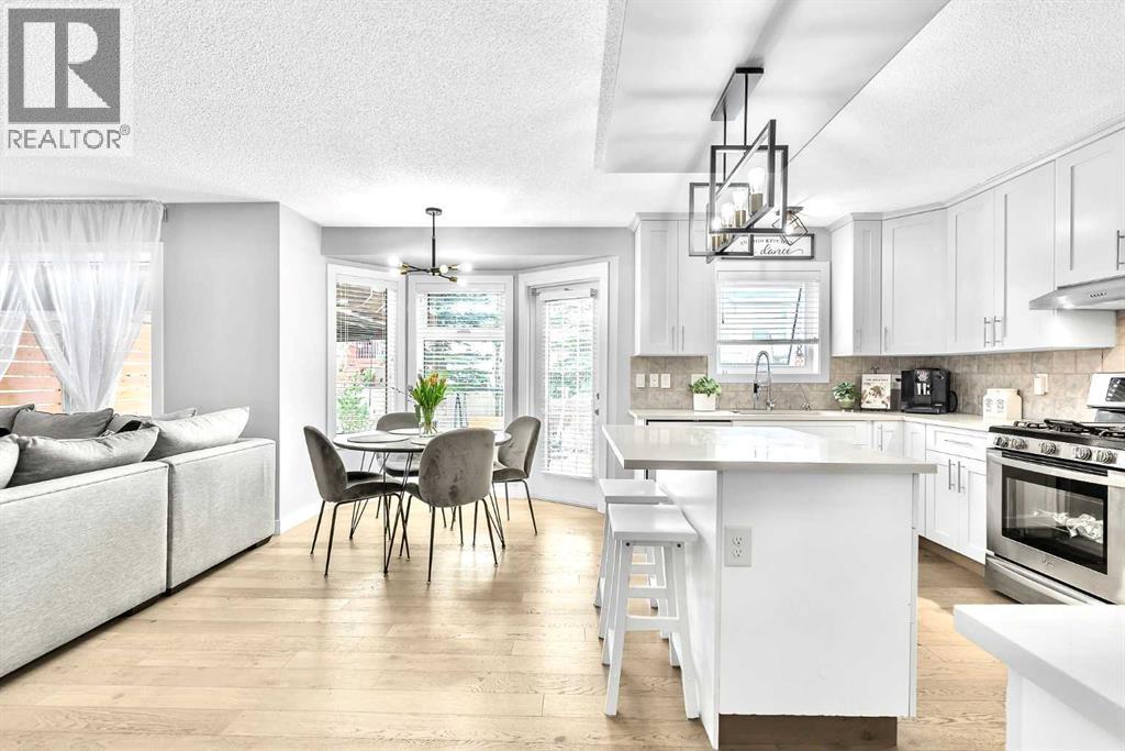 419 Rocky Ridge Bay Nw, Calgary, Alberta  t3g 4h8 - Photo 8 - A2299448