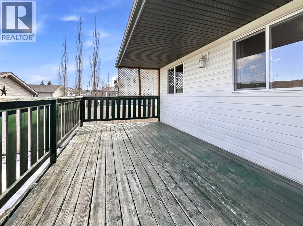 93 Old Boomer Road, Sylvan Lake, Alberta  T4S 2H9 - Photo 17 - A2299704