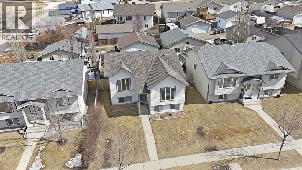 93 Old Boomer Road, Sylvan Lake, Alberta  T4S 2H9 - Photo 2 - A2299704