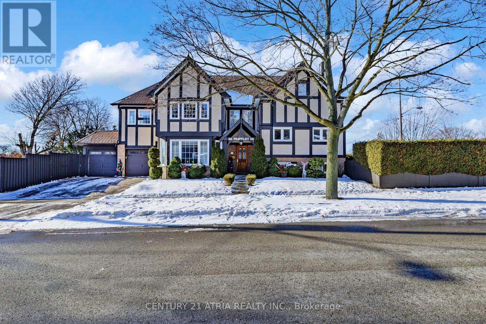 39 Prattley Drive, Toronto, Ontario  M2J 2K1 - Photo 2 - C12686604