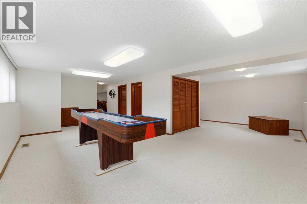 77 Allan Close, Red Deer, Alberta  T4R 1A4 - Photo 22 - A2300774