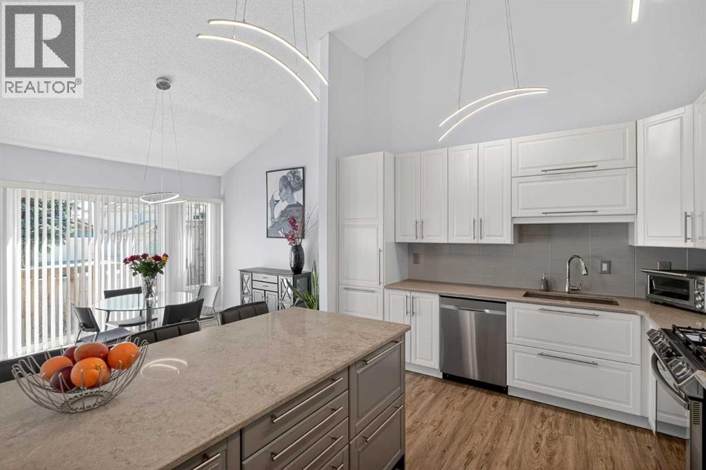 156 Sunlake Gardens SE, Calgary, Alberta  T2X 3G4 - Photo 16 - A2300206