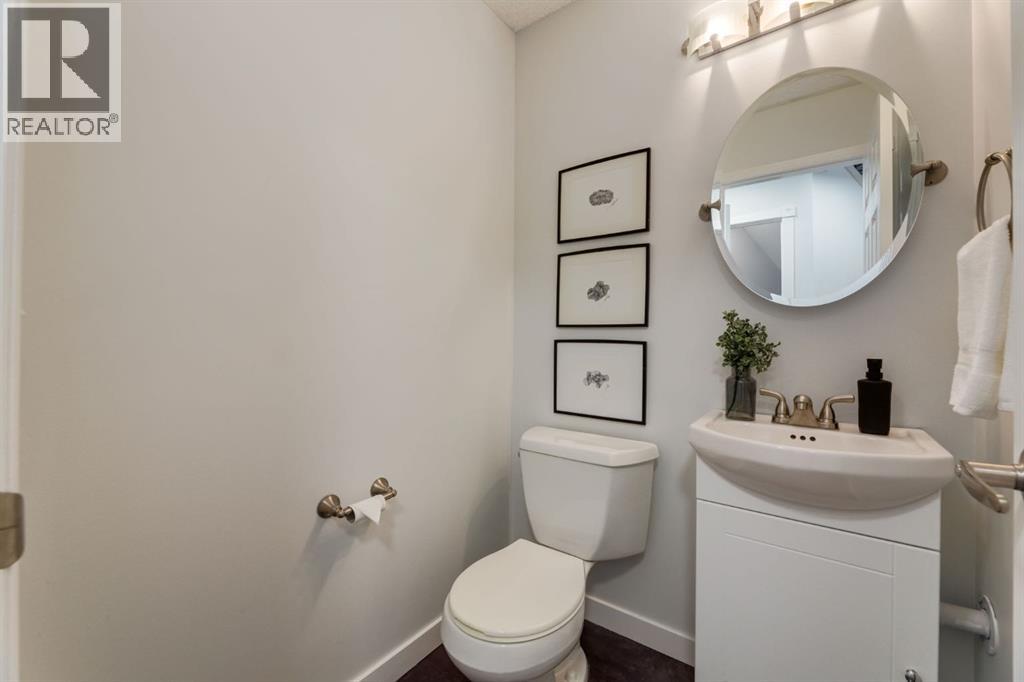 82 Hidden Ridge View Nw, Calgary, Alberta  T3A 5V8 - Photo 21 - A2300274