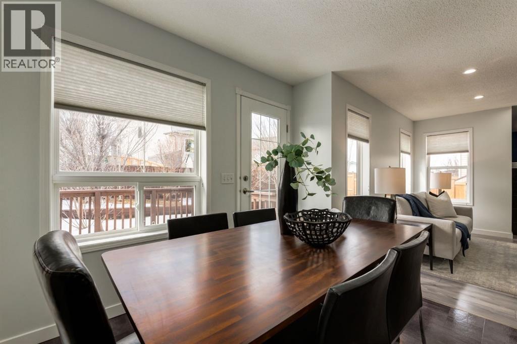 82 Hidden Ridge View Nw, Calgary, Alberta  T3A 5V8 - Photo 13 - A2300274