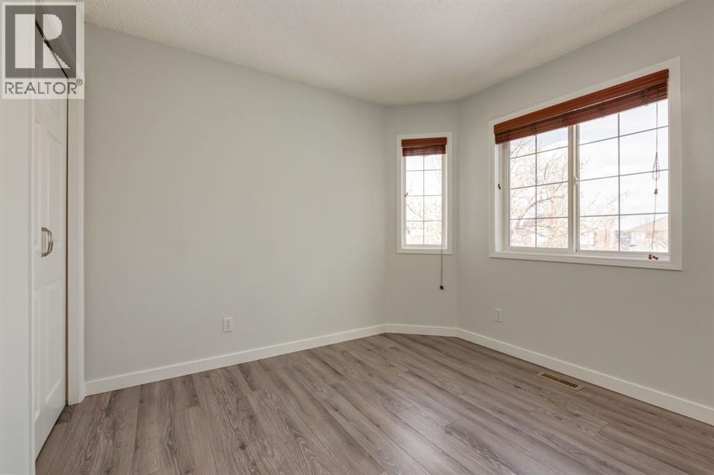 82 Hidden Ridge View Nw, Calgary, Alberta  T3A 5V8 - Photo 34 - A2300274