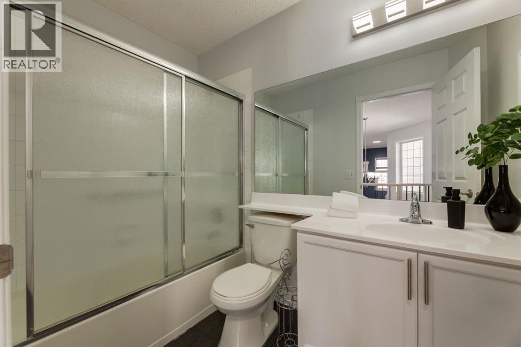 82 Hidden Ridge View Nw, Calgary, Alberta  T3A 5V8 - Photo 31 - A2300274