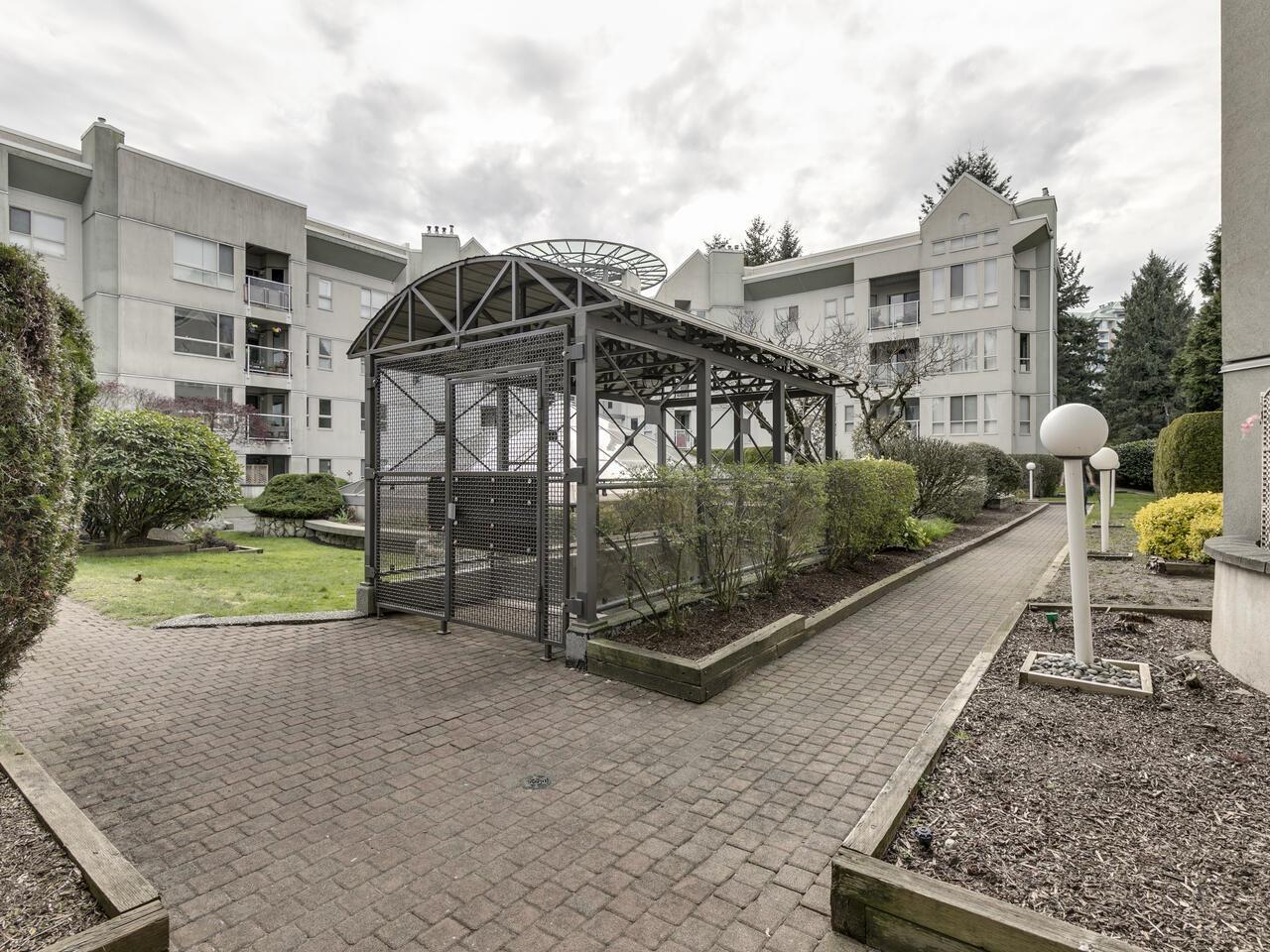 404 2585 Ware Street, Abbotsford, British Columbia  V2S 3E2 - Photo 3 - R3099560