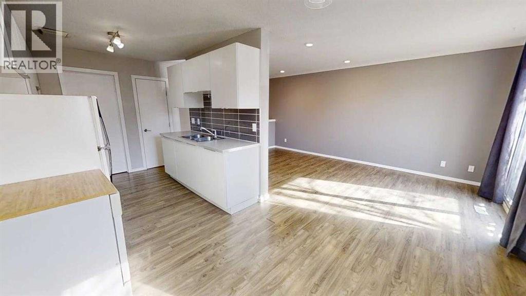 55, 5 Acadia Road W, Lethbridge, Alberta  T1K 4C1 - Photo 6 - A2300979