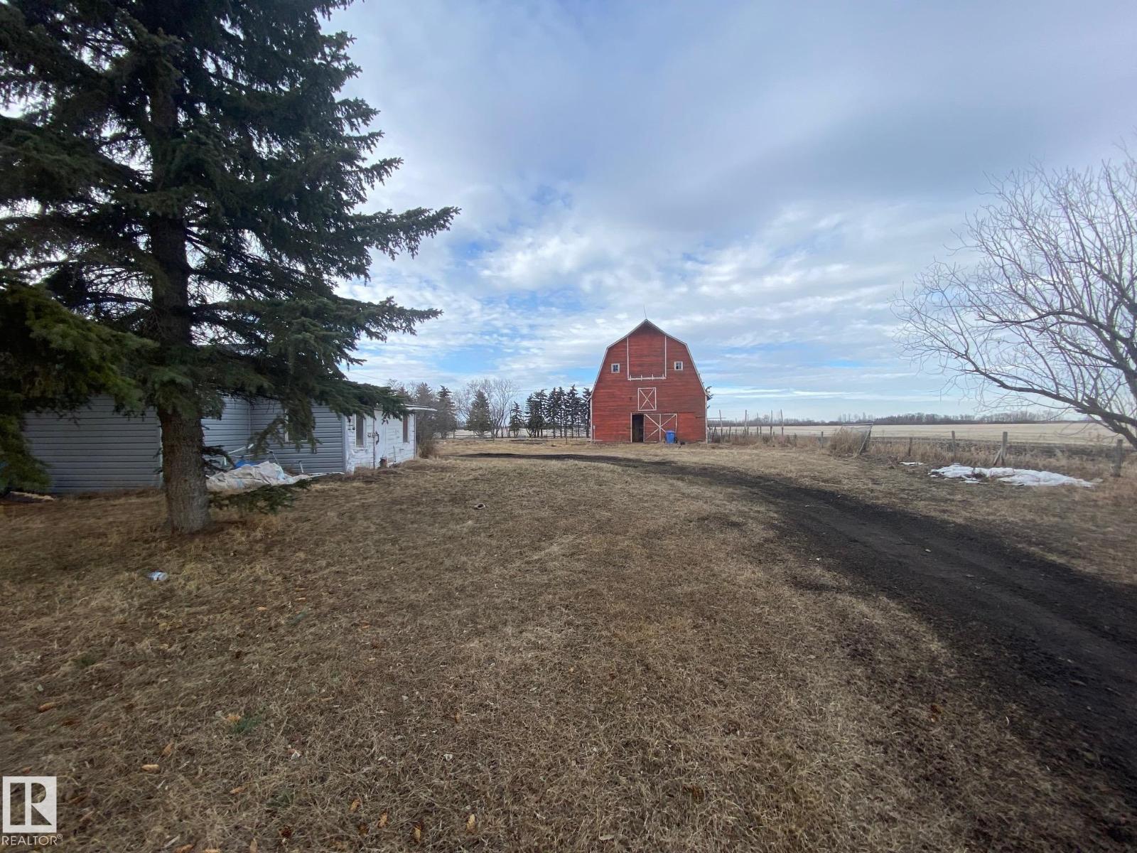 242028 Twp Road 452, Rural Wetaskiwin County, Alberta  T9A 1X1 - Photo 11 - E4480113