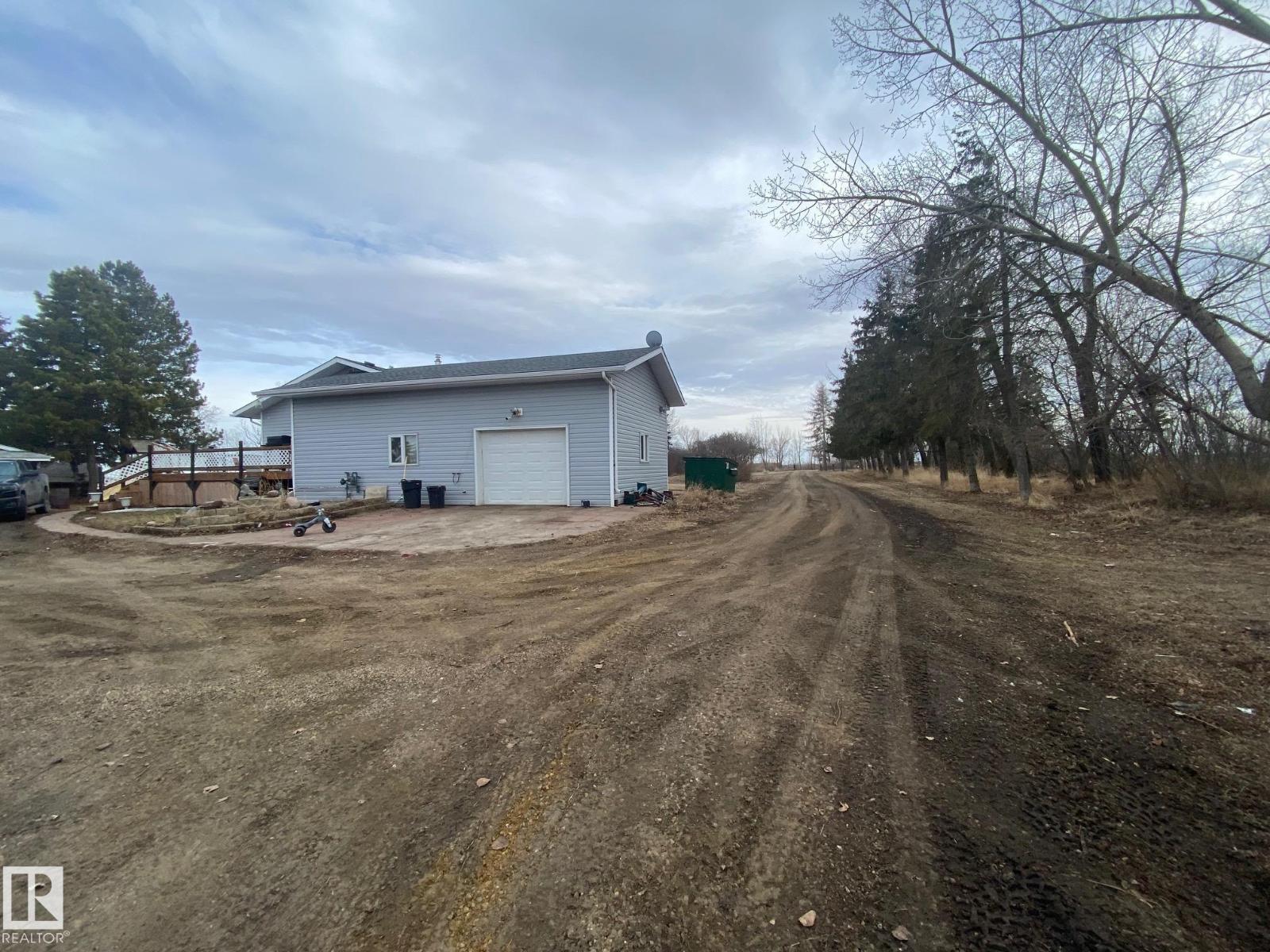 242028 Twp Road 452, Rural Wetaskiwin County, Alberta  T9A 1X1 - Photo 5 - E4480113