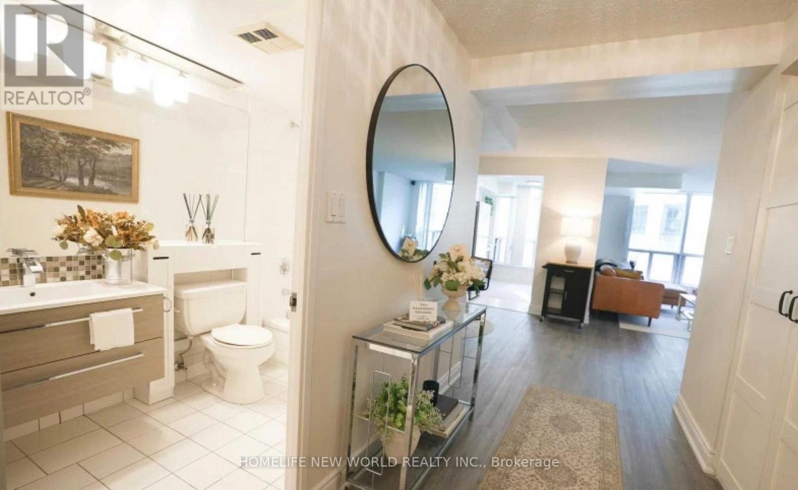 203 - 24 Wellesley Street W, Toronto, Ontario  M4Y 2X3 - Photo 5 - C12987844