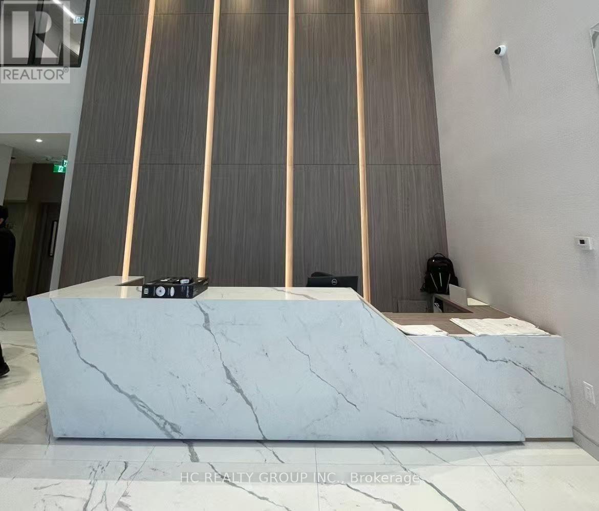 605 - 65 MUTUAL STREET, Toronto, Ontario