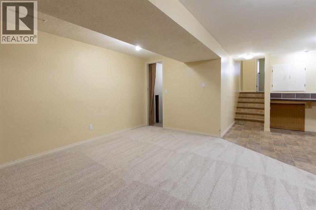 28 Dakota Road W, Lethbridge, Alberta  T1K 5L5 - Photo 43 - A2299479