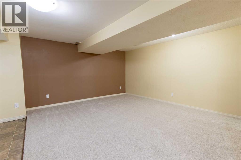 28 Dakota Road W, Lethbridge, Alberta  T1K 5L5 - Photo 42 - A2299479