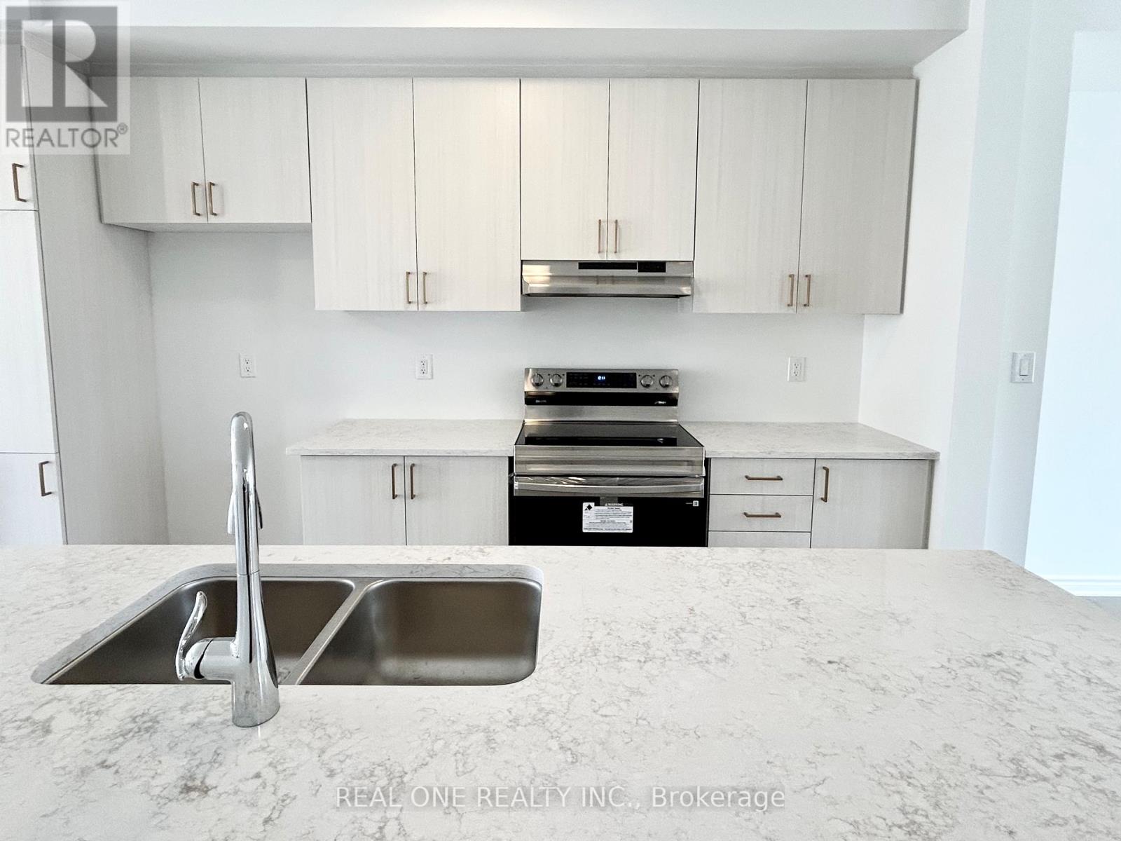 122 Avani Avenue, Markham, Ontario  L6C 3S4 - Photo 13 - N12987832