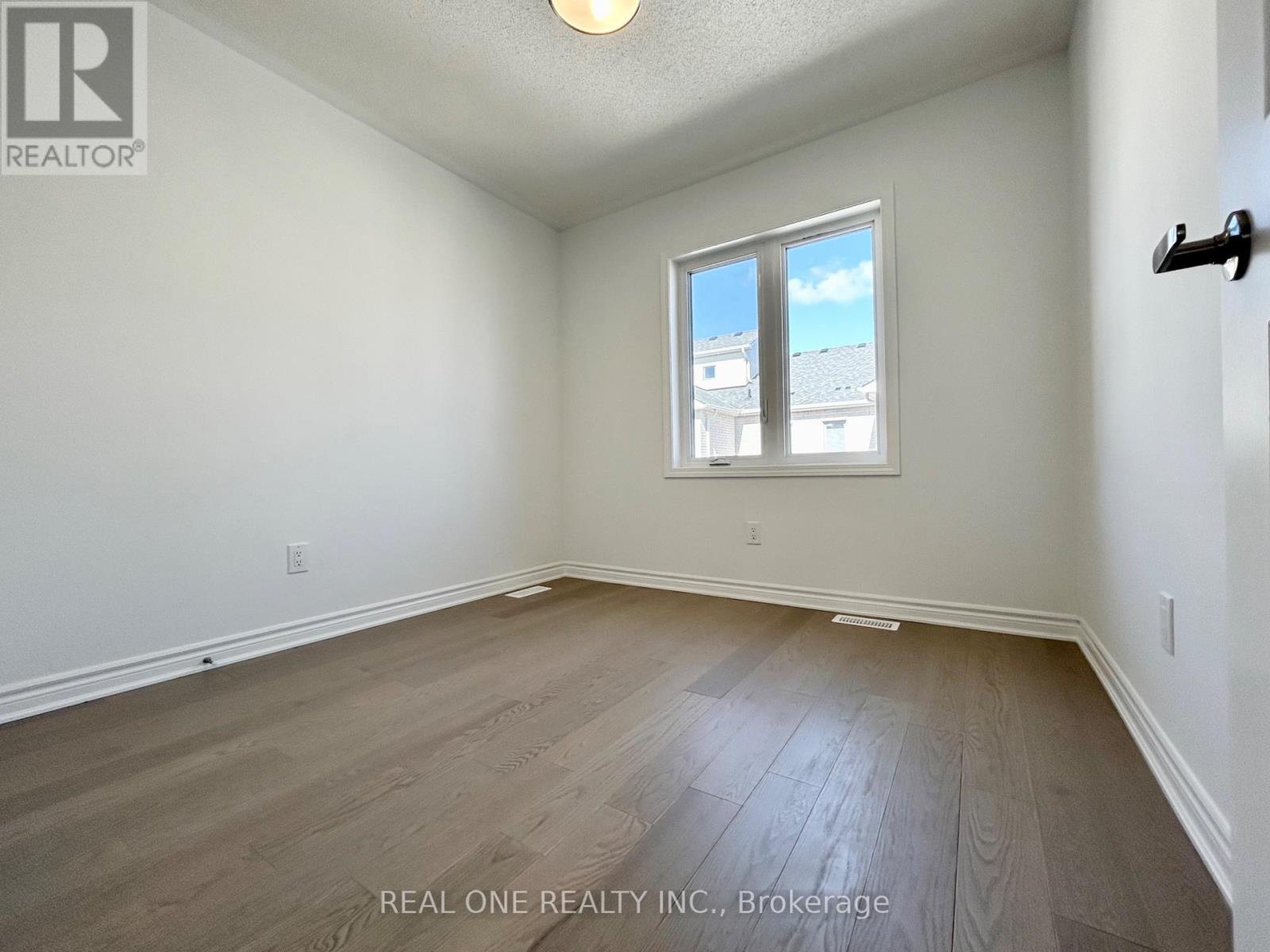 122 Avani Avenue, Markham, Ontario  L6C 3S4 - Photo 27 - N12987832