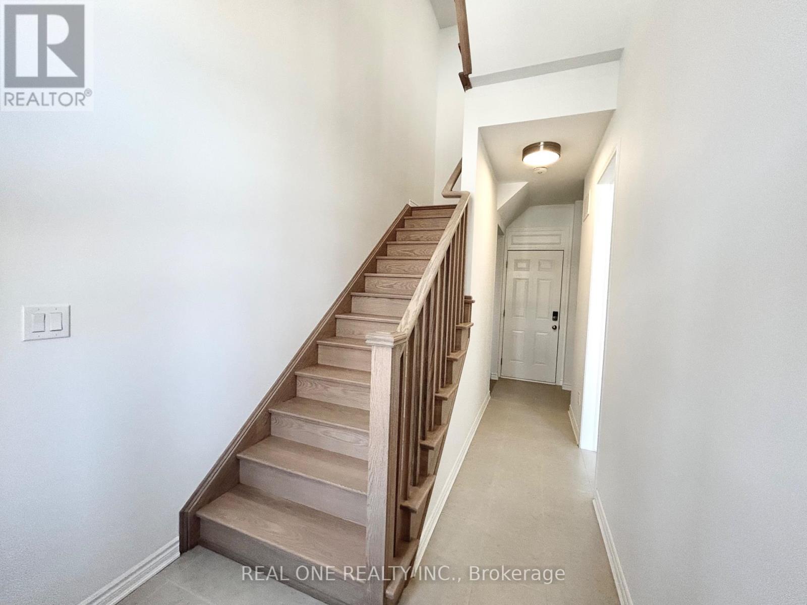 122 Avani Avenue, Markham, Ontario  L6C 3S4 - Photo 7 - N12987832