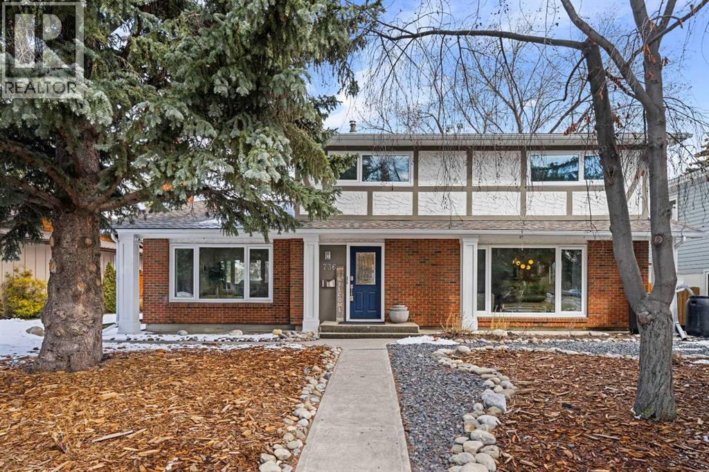 736 Lake Bonavista Drive SE, Calgary, Alberta  T2J 0N1 - Photo 2 - A2299585