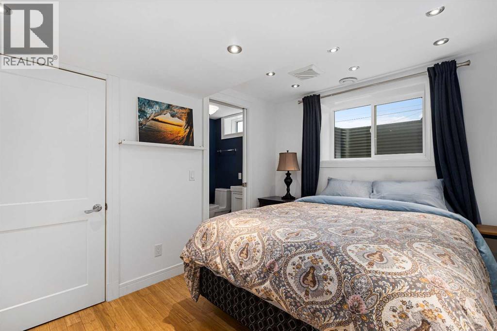 736 Lake Bonavista Drive SE, Calgary, Alberta  T2J 0N1 - Photo 33 - A2299585