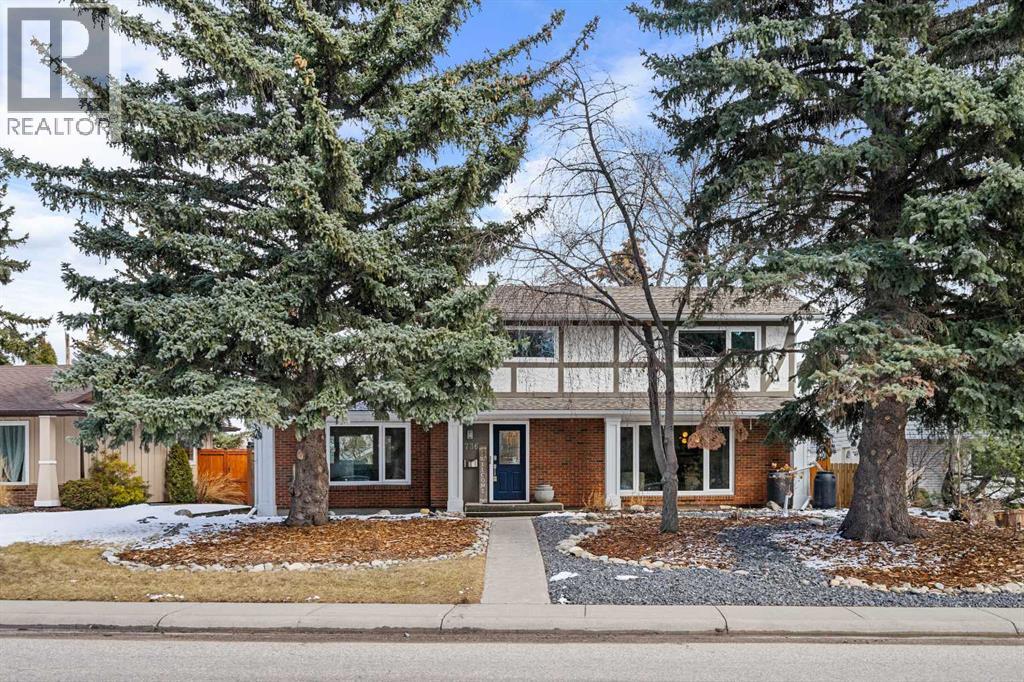 736 Lake Bonavista Drive SE, Calgary, Alberta