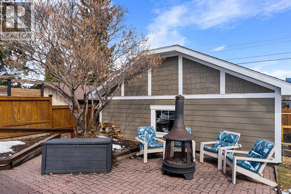 736 Lake Bonavista Drive SE, Calgary, Alberta  T2J 0N1 - Photo 39 - A2299585