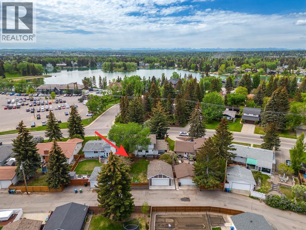 736 Lake Bonavista Drive SE, Calgary, Alberta  T2J 0N1 - Photo 3 - A2299585