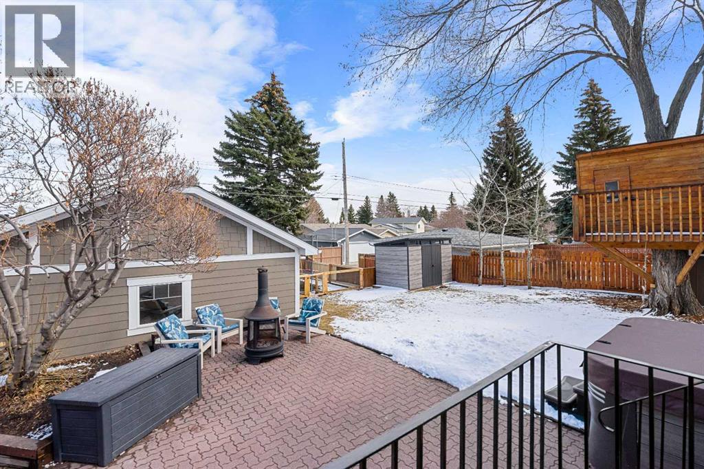 736 Lake Bonavista Drive SE, Calgary, Alberta  T2J 0N1 - Photo 37 - A2299585