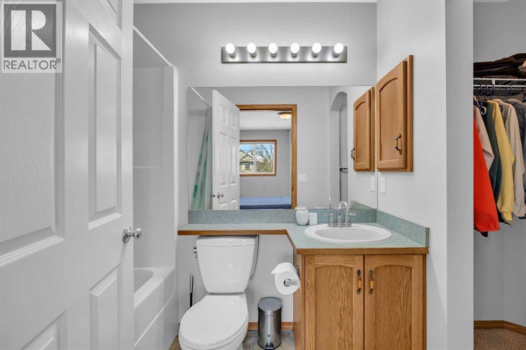 192 Somerglen Common, Calgary, Alberta  T2Y 4E8 - Photo 22 - A2299840