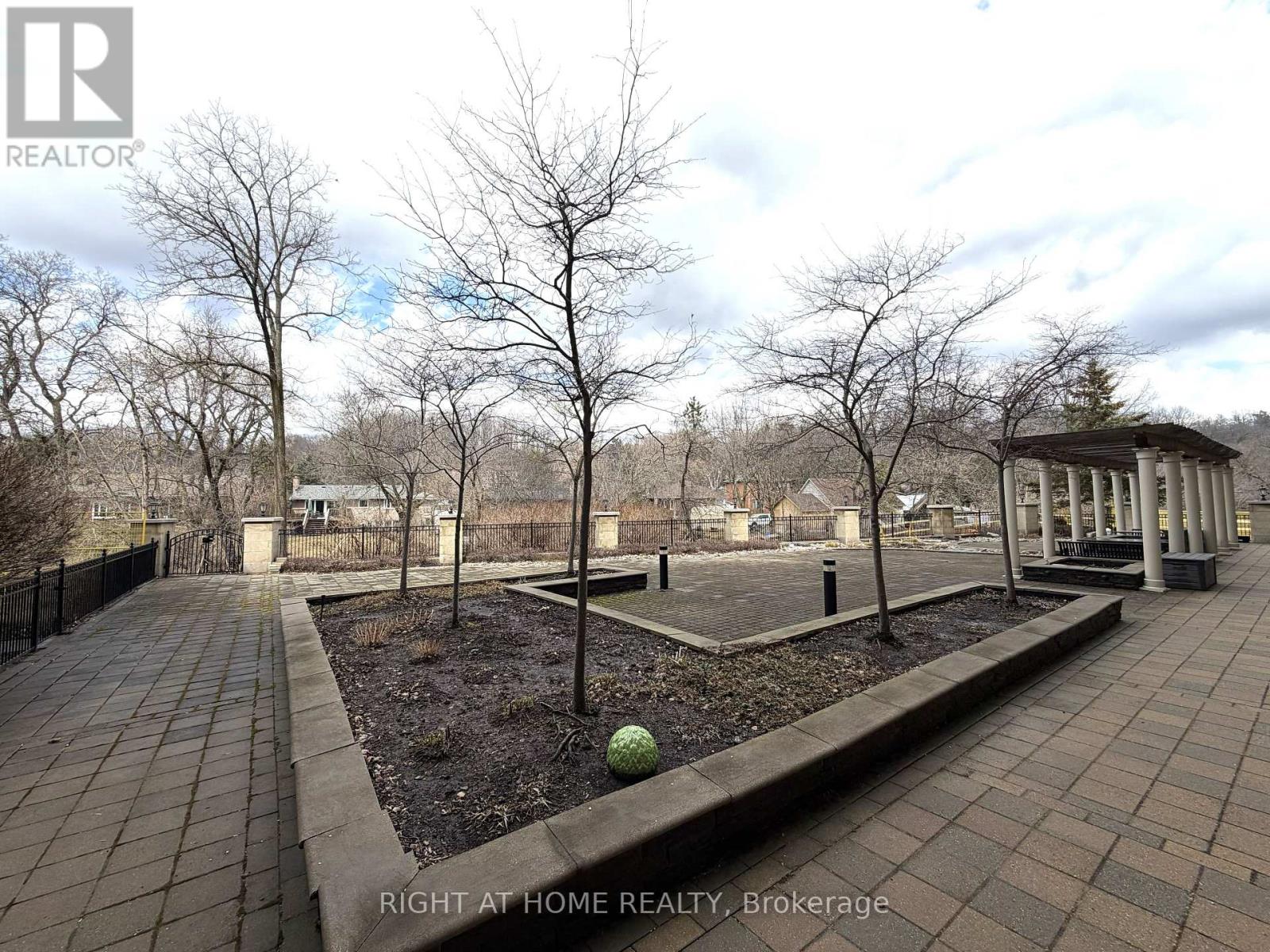 309 - 60 Ann Street, Caledon, Ontario  L7E 4G5 - Photo 9 - W12987852