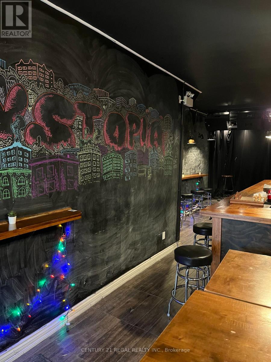 1704 Queen Street W, Toronto, Ontario  M6R 1B3 - Photo 4 - W12987858