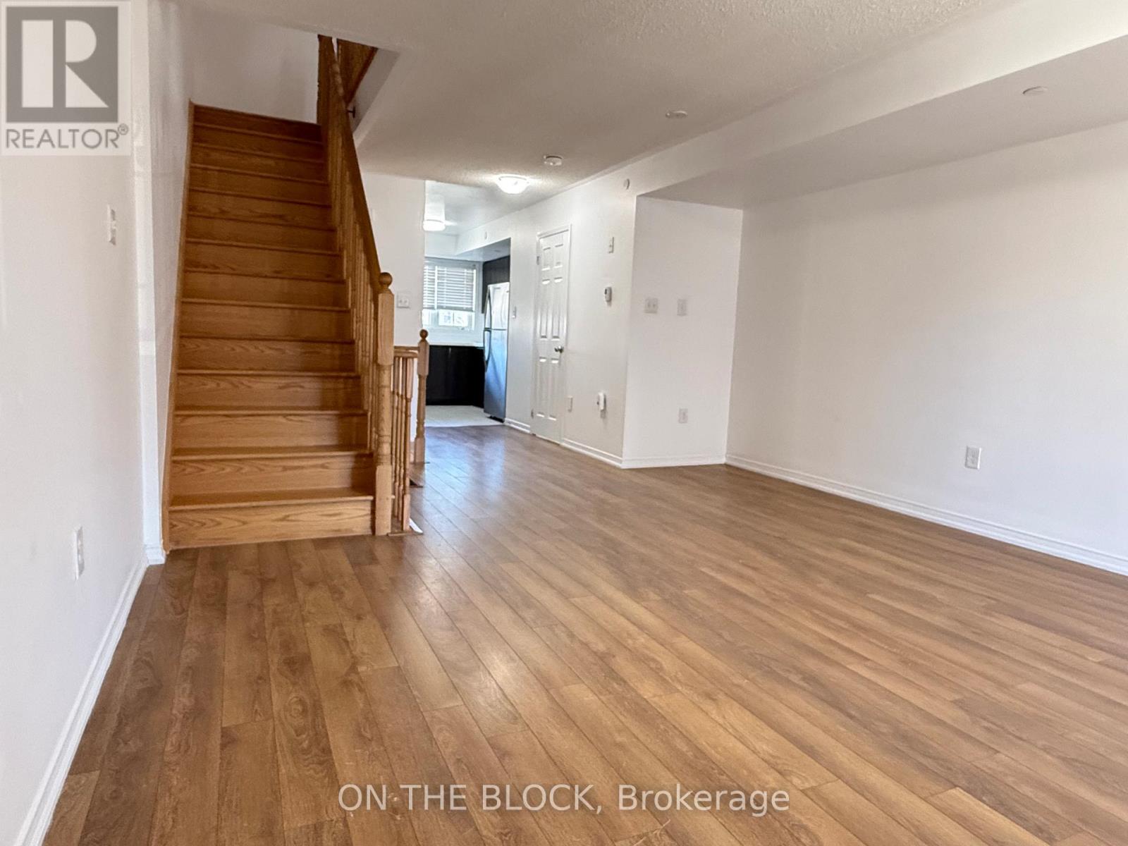 2530 Rosedrop Path, Oshawa, Ontario  L1L 0L1 - Photo 8 - E12958160