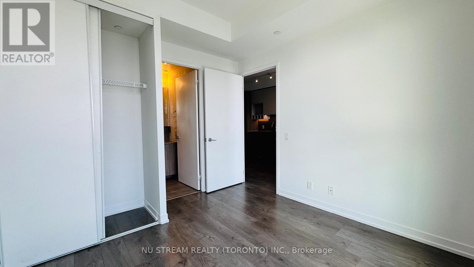 5805 - 950 Portage Parkway, Vaughan, Ontario  L0A 0B0 - Photo 11 - N12961936