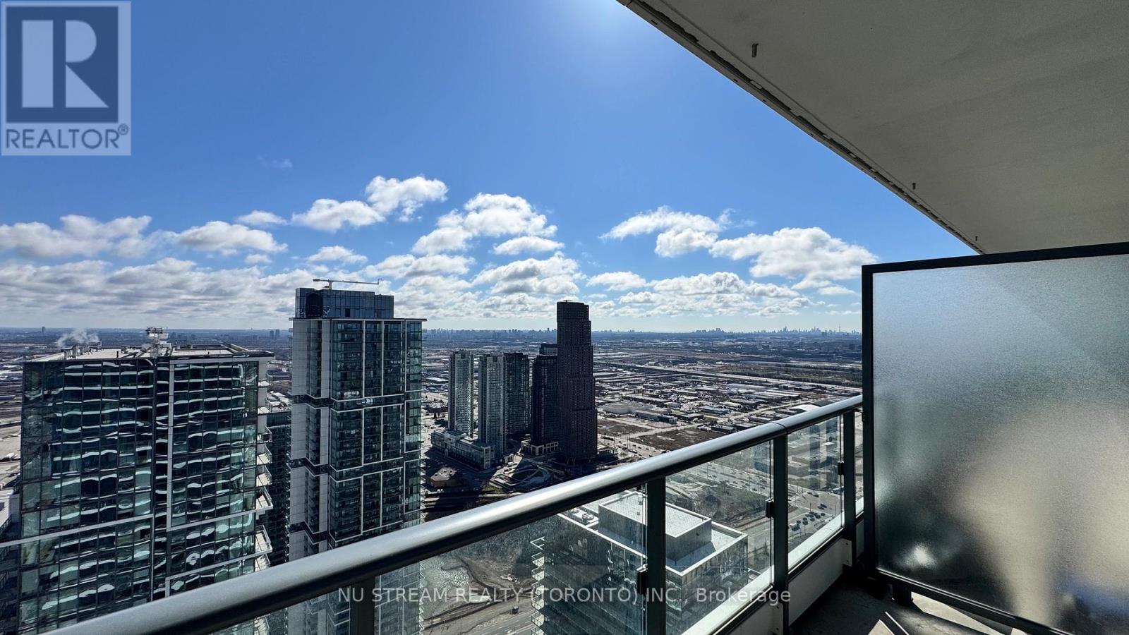 5805 - 950 Portage Parkway, Vaughan, Ontario  L0A 0B0 - Photo 6 - N12961936