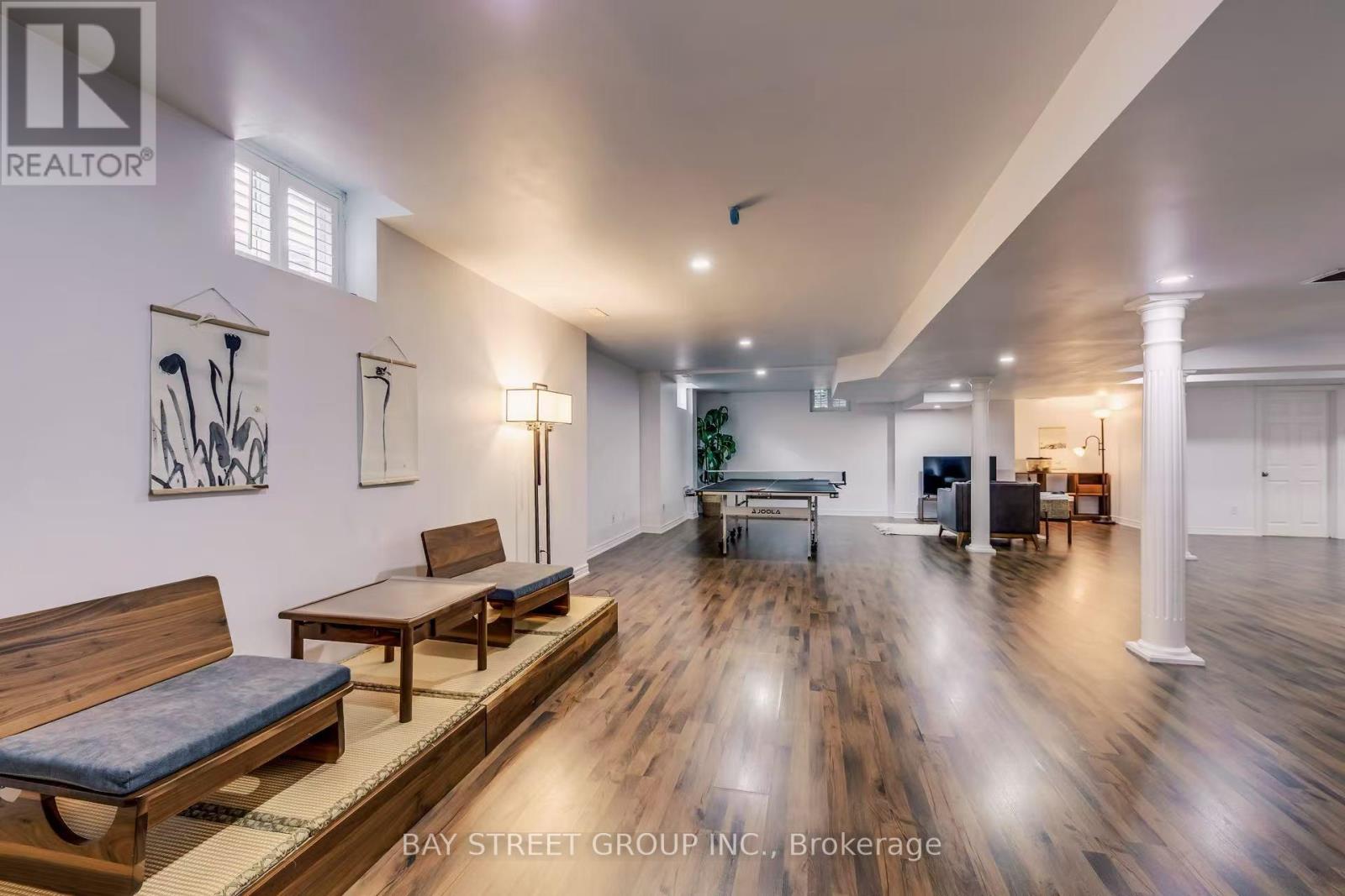 1087 Kestell Boulevard, Oakville, Ontario  L6H 7M5 - Photo 41 - W12921266