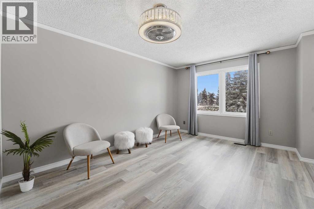 1, 96 Holmes Street, Red Deer, Alberta  T4P 6G6 - Photo 9 - A2288471