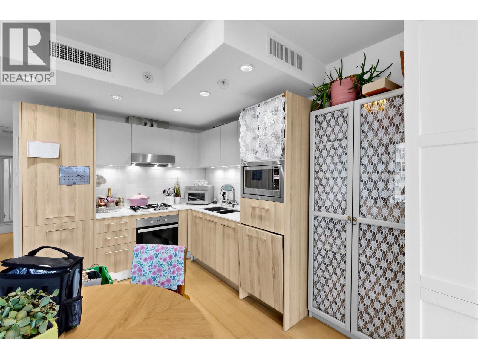 1510 2220 Kingsway, Vancouver, British Columbia  V5N 2T7 - Photo 14 - R3108975