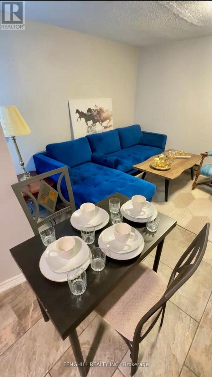 3 - 678 Bathurst Street, Toronto, Ontario  M5S 2R3 - Photo 4 - C12987878