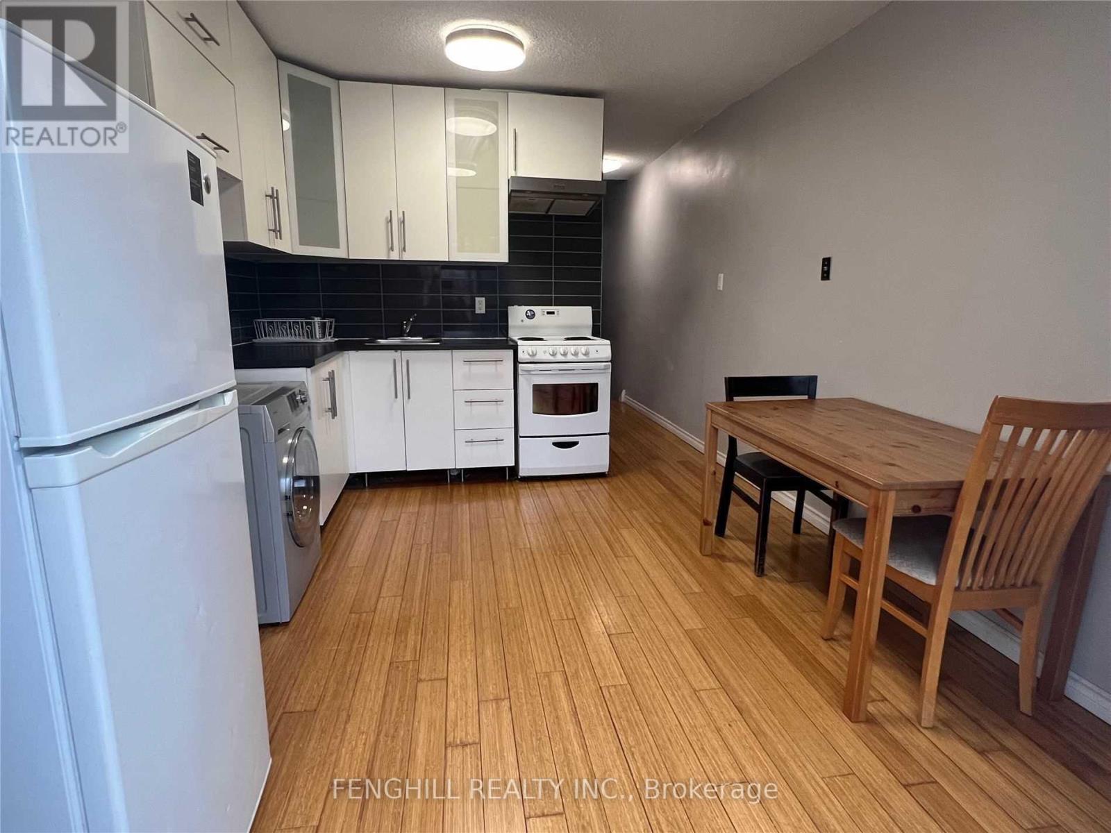 2 - 678 BATHURST STREET, Toronto, Ontario