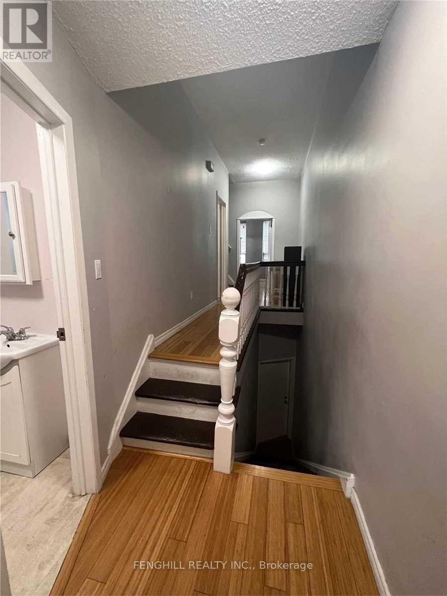 2 - 678 Bathurst Street, Toronto, Ontario  M5S 2R3 - Photo 2 - C12987880