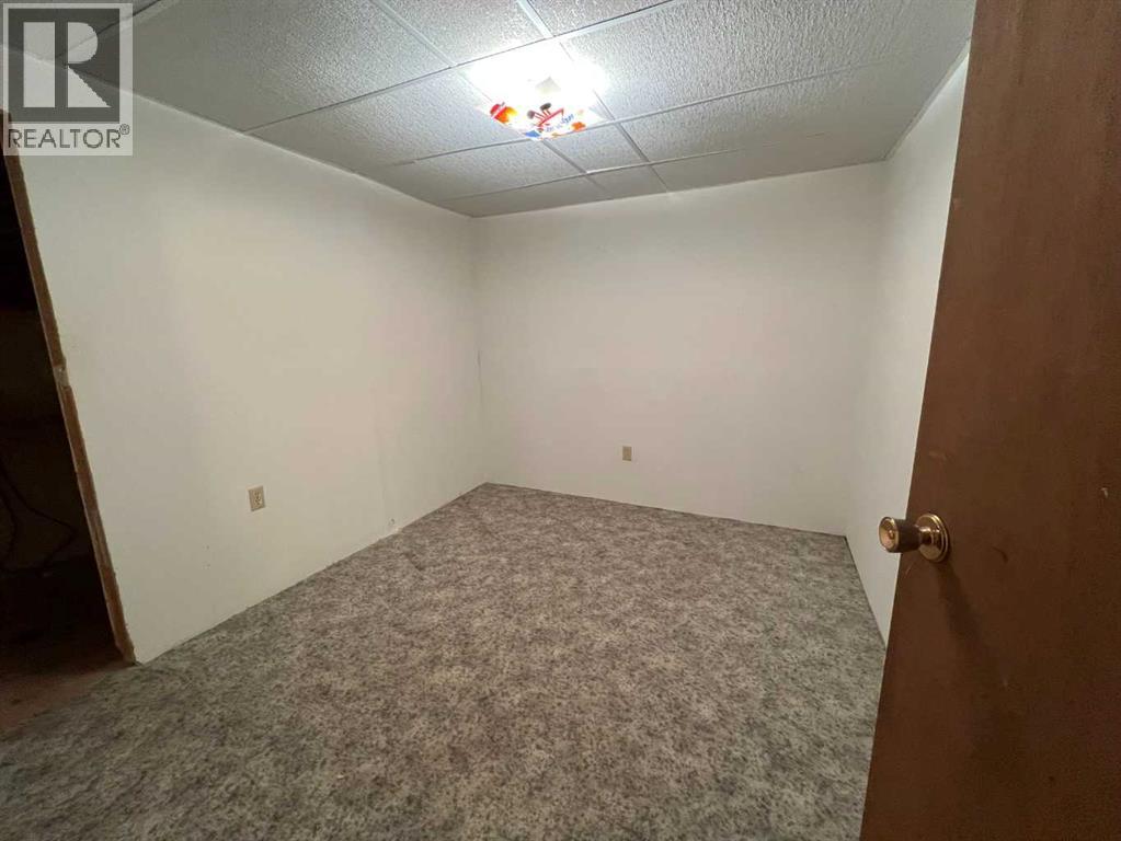 706 Hammond Drive N, Fox Creek, Alberta  T0H 1P0 - Photo 33 - A2268361