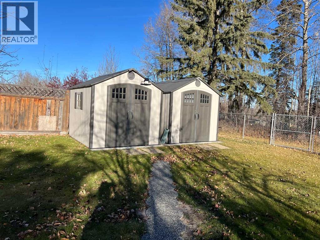 706 Hammond Drive N, Fox Creek, Alberta  T0H 1P0 - Photo 38 - A2268361